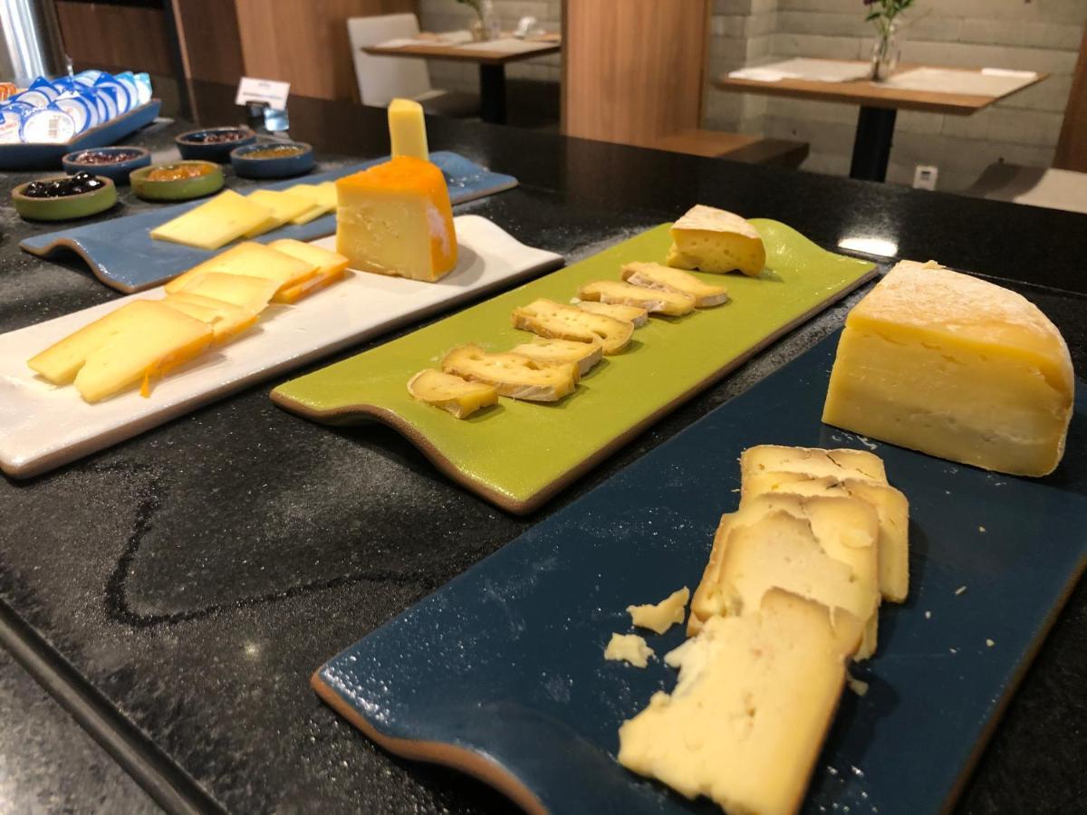 Novotel Bh Savassi เบโลโอรีซอนชี ภายนอก รูปภาพ