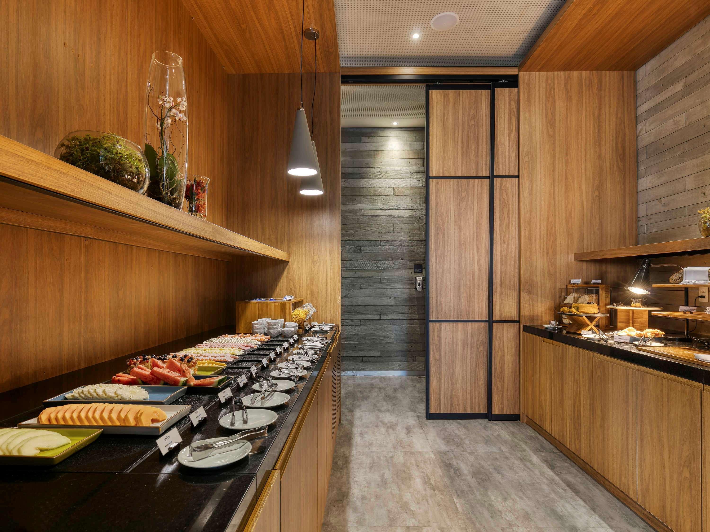 Novotel Bh Savassi เบโลโอรีซอนชี ภายนอก รูปภาพ