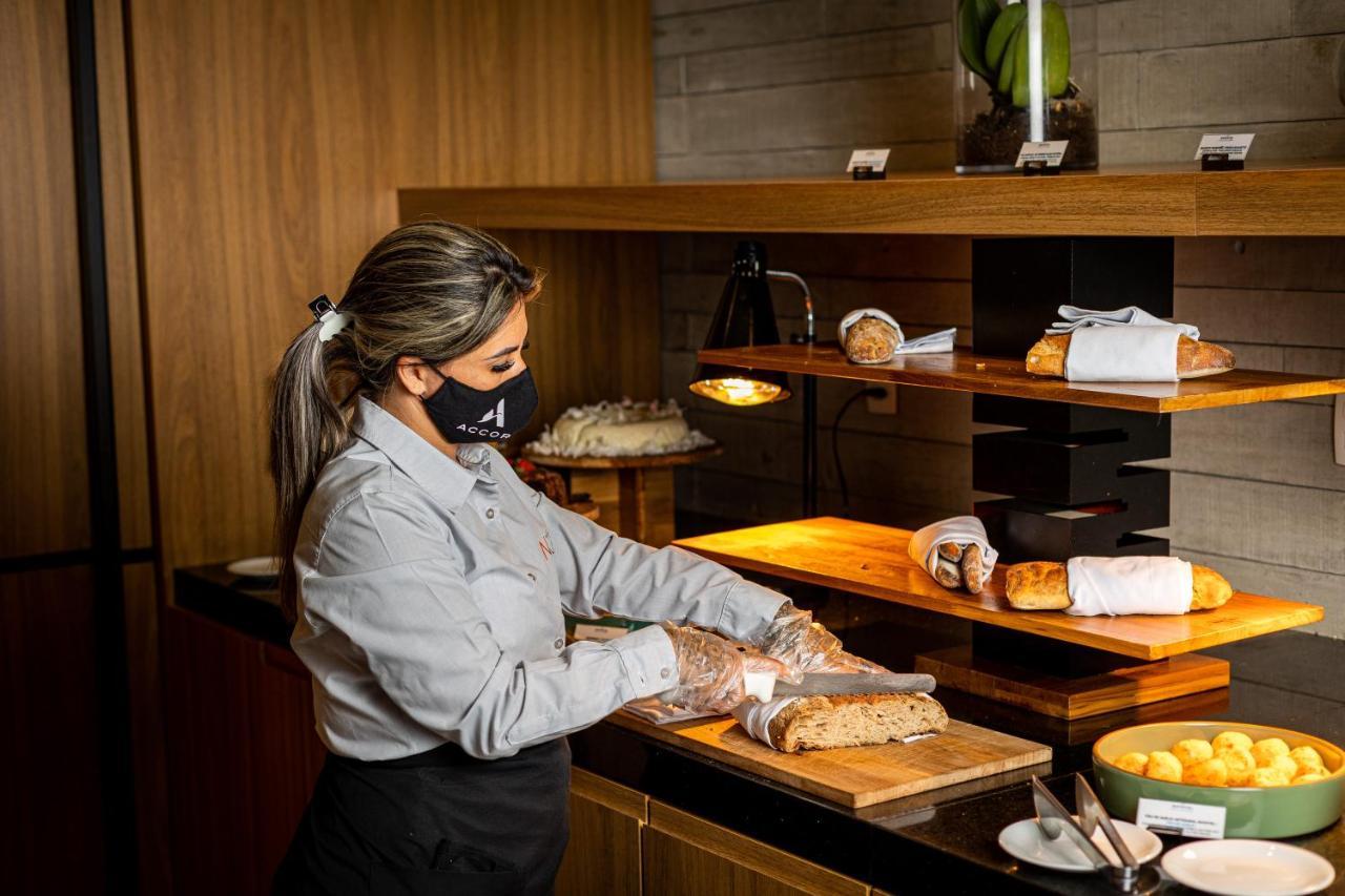 Novotel Bh Savassi เบโลโอรีซอนชี ภายนอก รูปภาพ